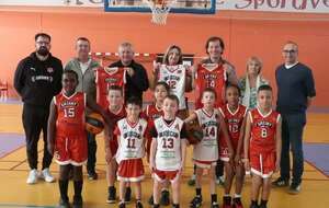 🏀✨ Remise de maillots ✨🏀